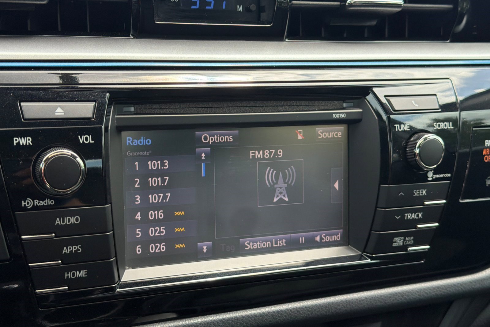 Used 2015 Toyota Corolla S Premium FWD image 23