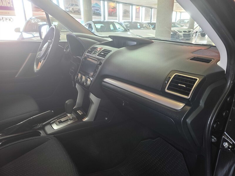 Used 2018 Subaru Forester 2.5i Premium AWD/4WD image 14