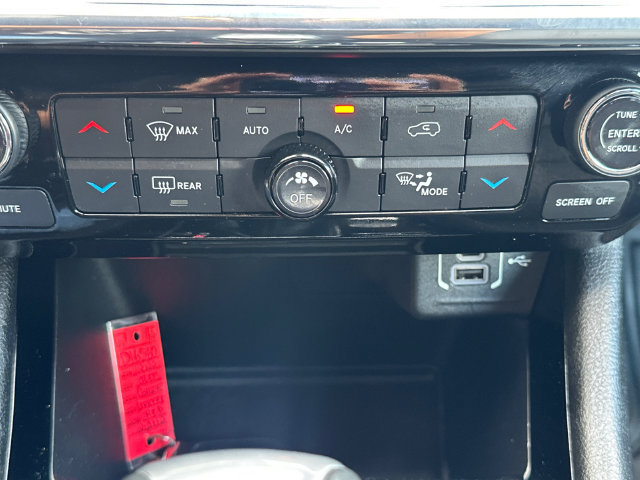 Used 2022 Jeep Compass Limited AWD/4WD image 30