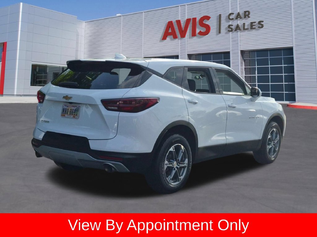Used 2025 Chevrolet Blazer LT FWD image 6