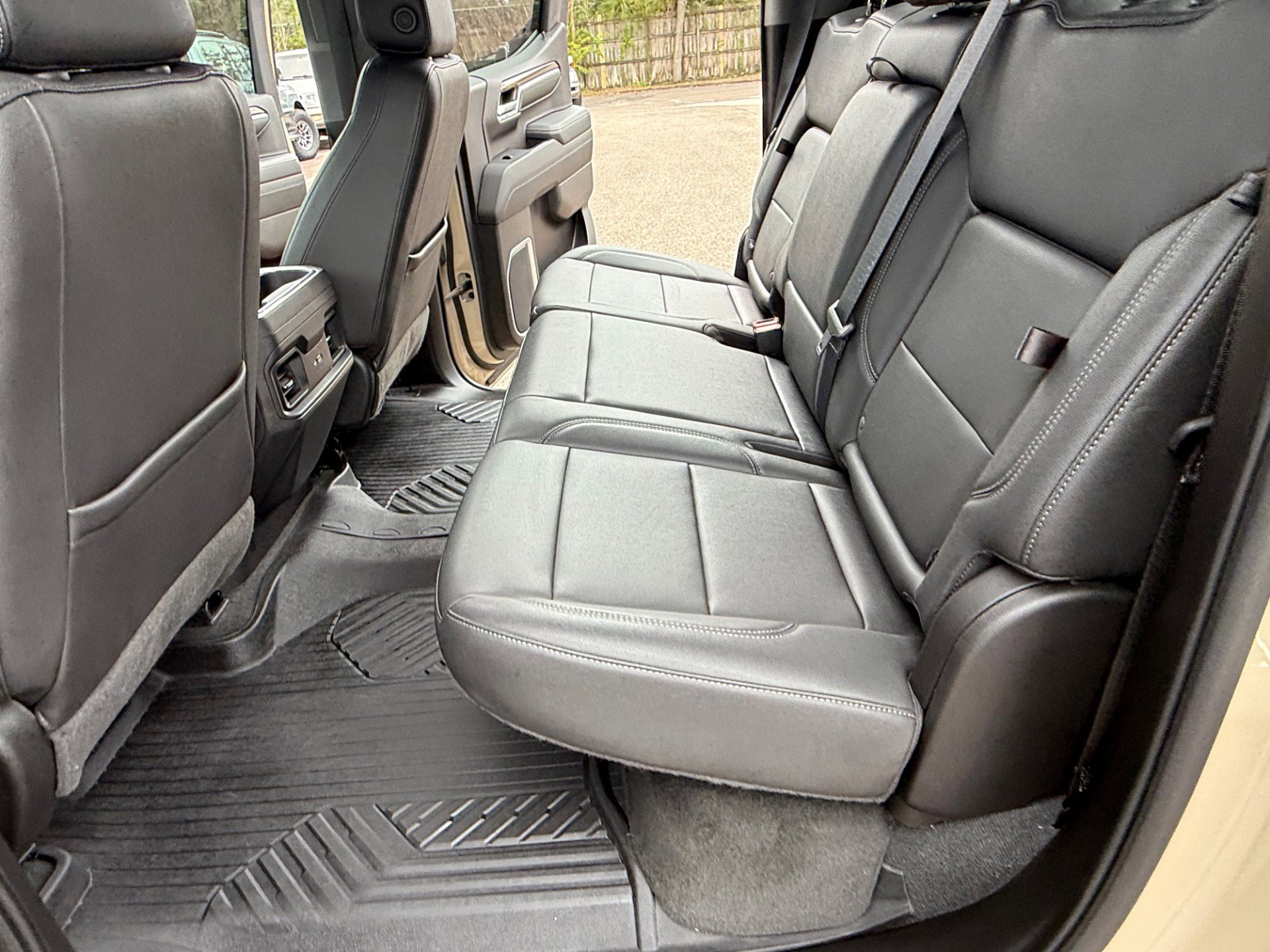 Used 2022 Chevrolet Silverado 1500 LT Trail Boss w/ LT Trail Boss Premium Package image 24