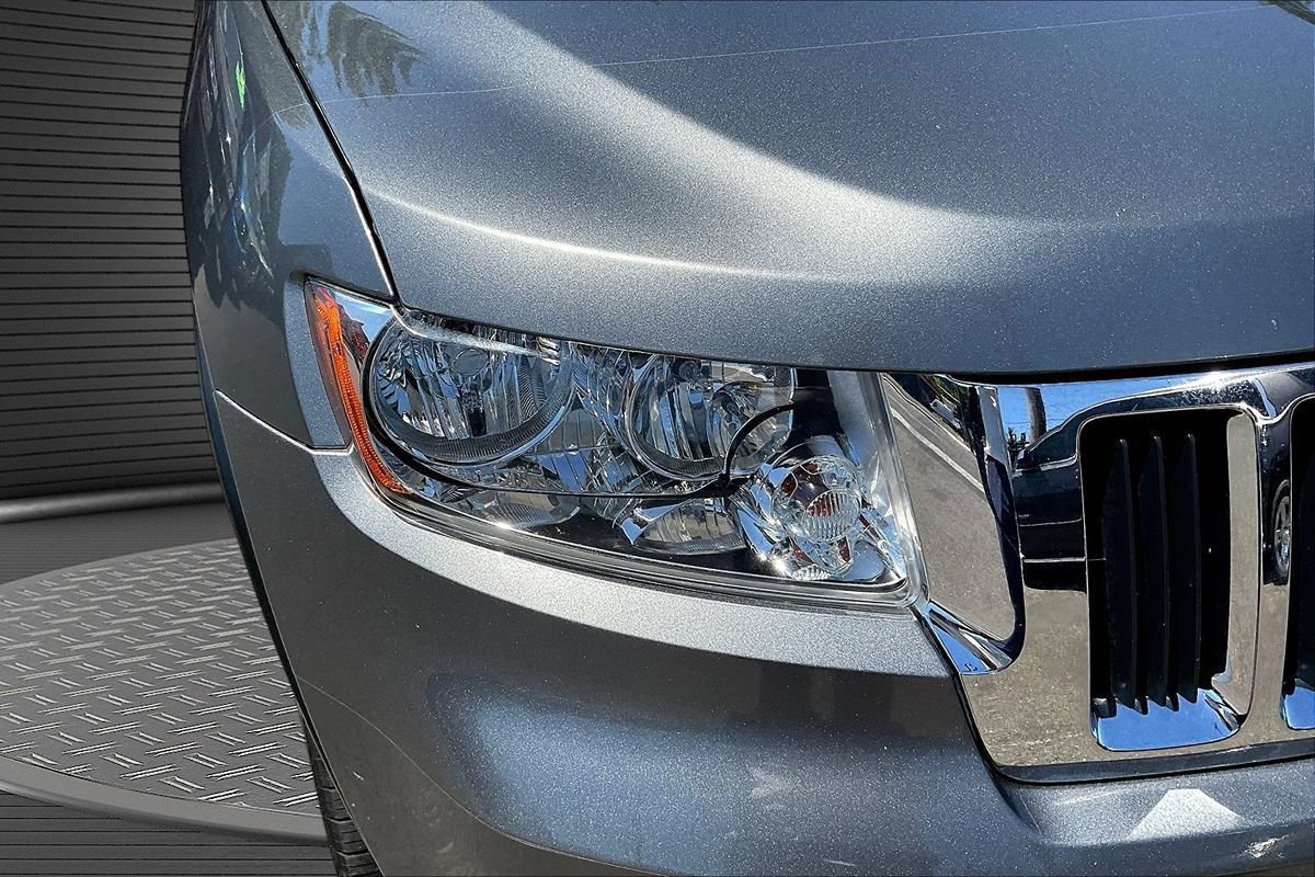 Used 2013 Jeep Grand Cherokee Laredo AWD/4WD image 29