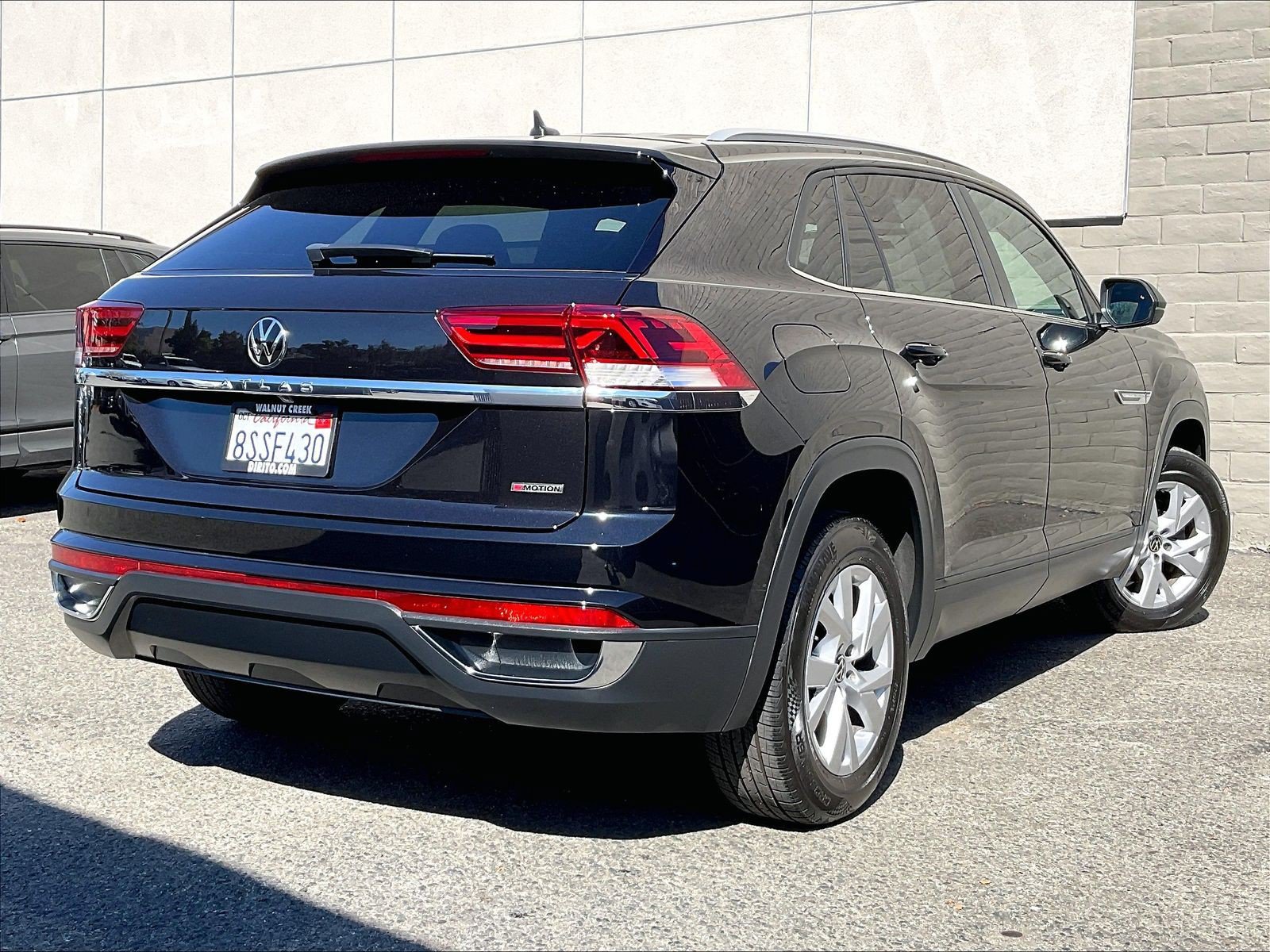 Certified 2020 Volkswagen Atlas Cross Sport S AWD/4WD image 13