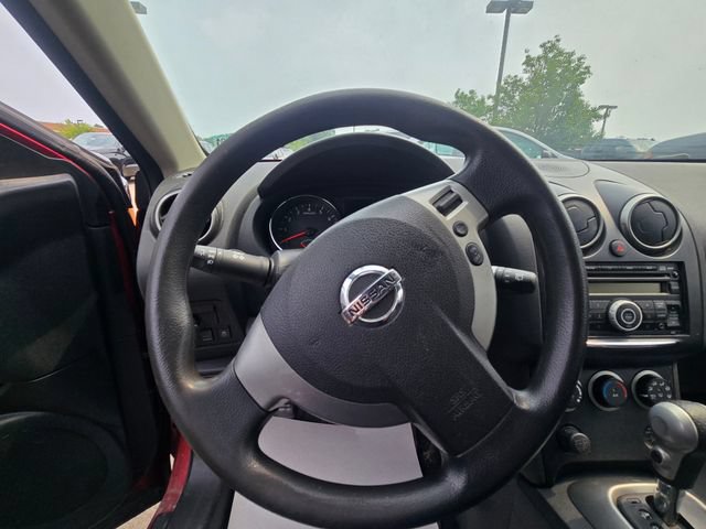 Used 2013 Nissan Rogue S AWD/4WD image 11