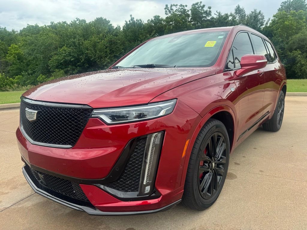 Used 2023 Cadillac XT6 Sport w/ LPO, ONYX Package AWD/4WD image 1