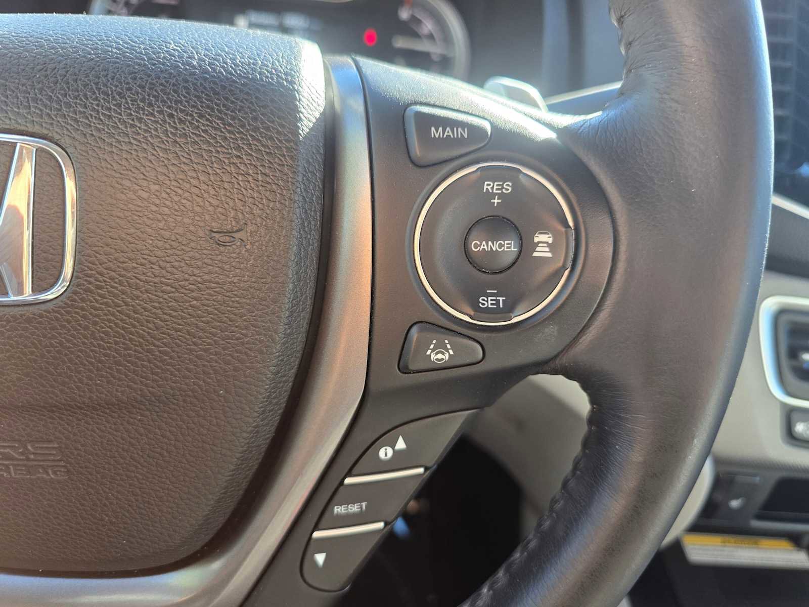 Used 2022 Honda Ridgeline RTL-E image 32