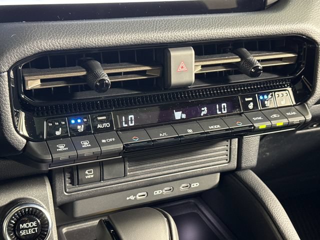 New 2027 Toyota Land Cruiser w/ Premium Package AWD/4WD image 28