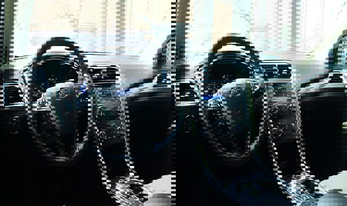 Used 2018 Ford Fusion S image 36