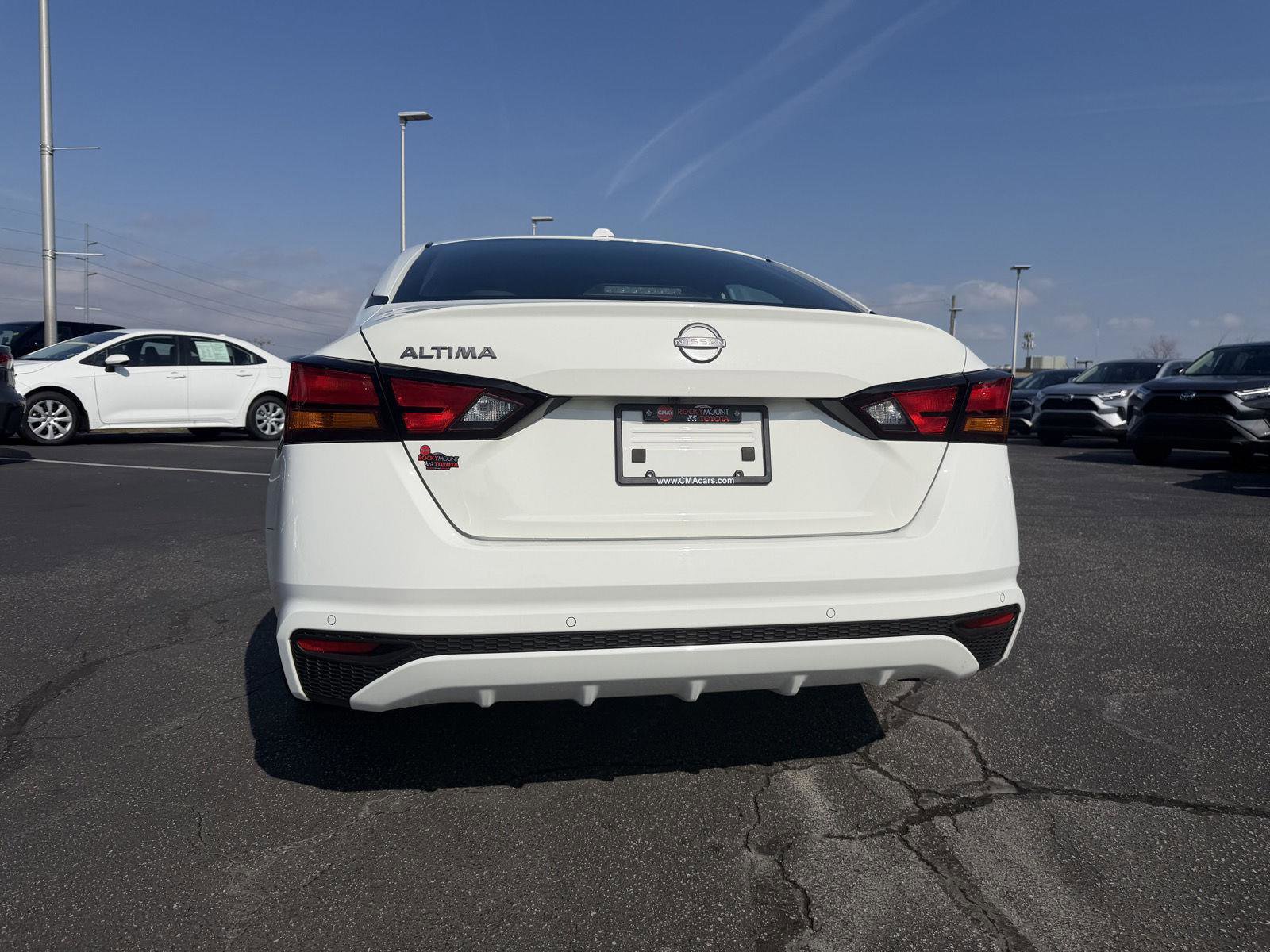 Used 2025 Nissan Altima 2.5 SV image 6