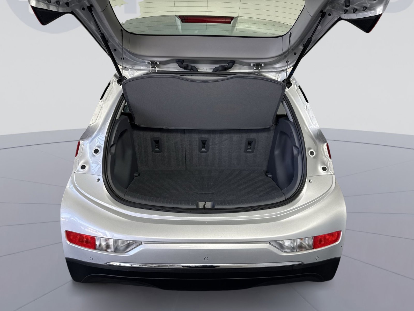 Used 2021 Chevrolet Bolt Premier w/ Infotainment Package FWD image 24