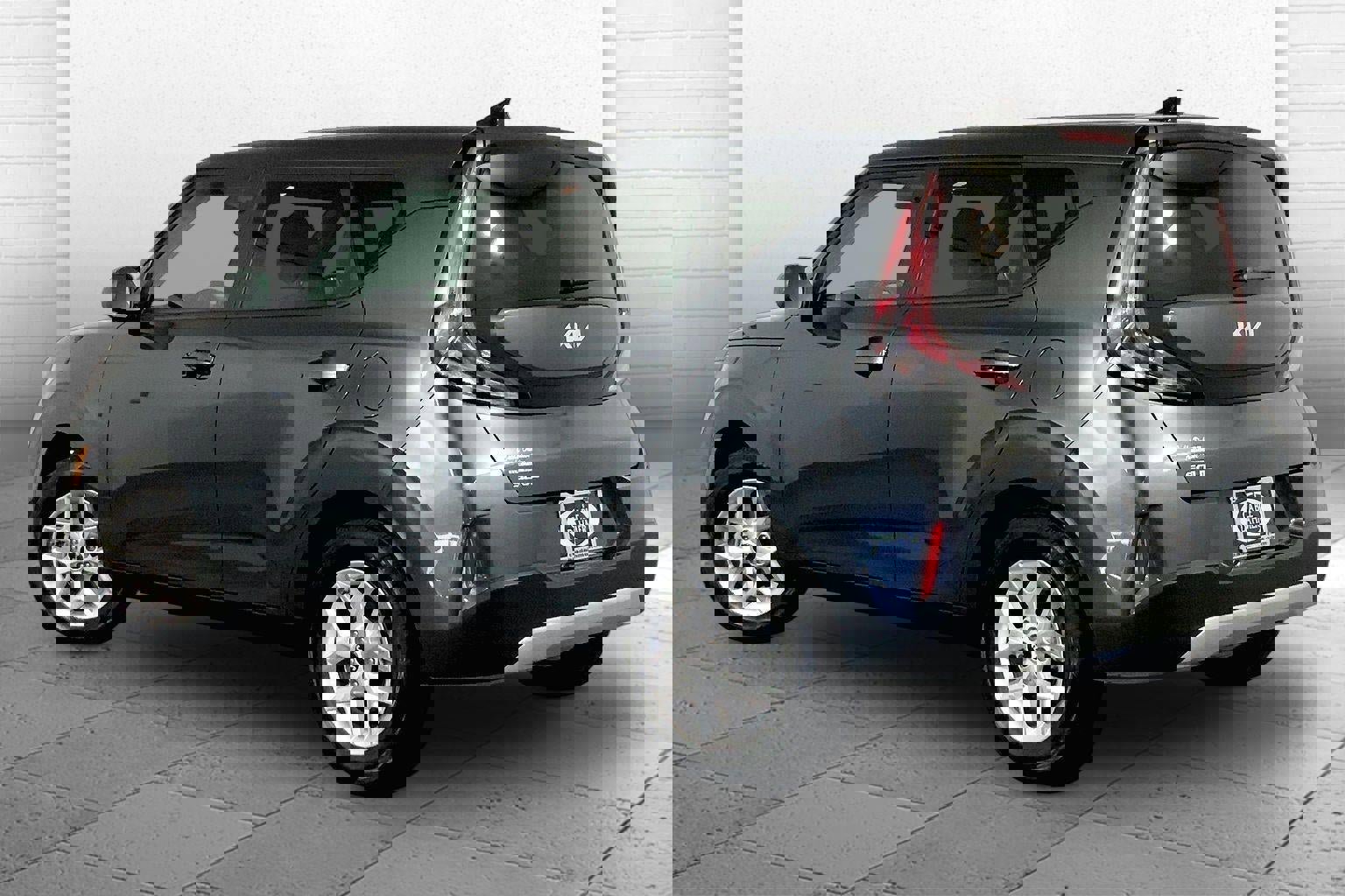 Certified 2025 Kia Soul LX image 11