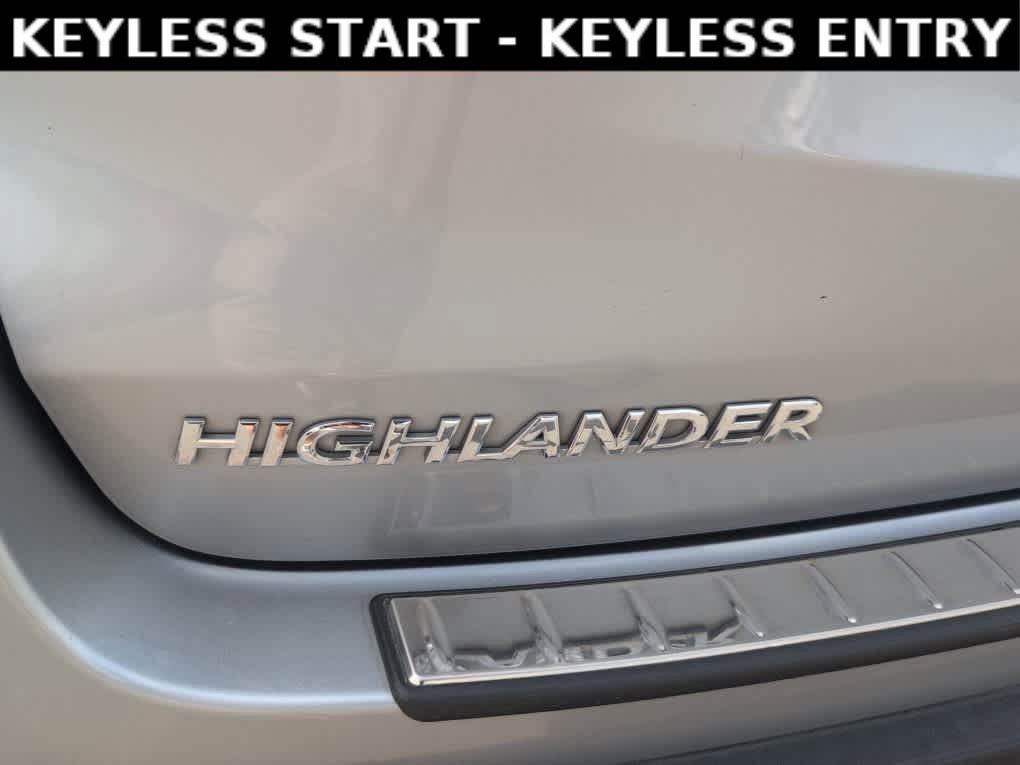 Used 2019 Toyota Highlander XLE image 7
