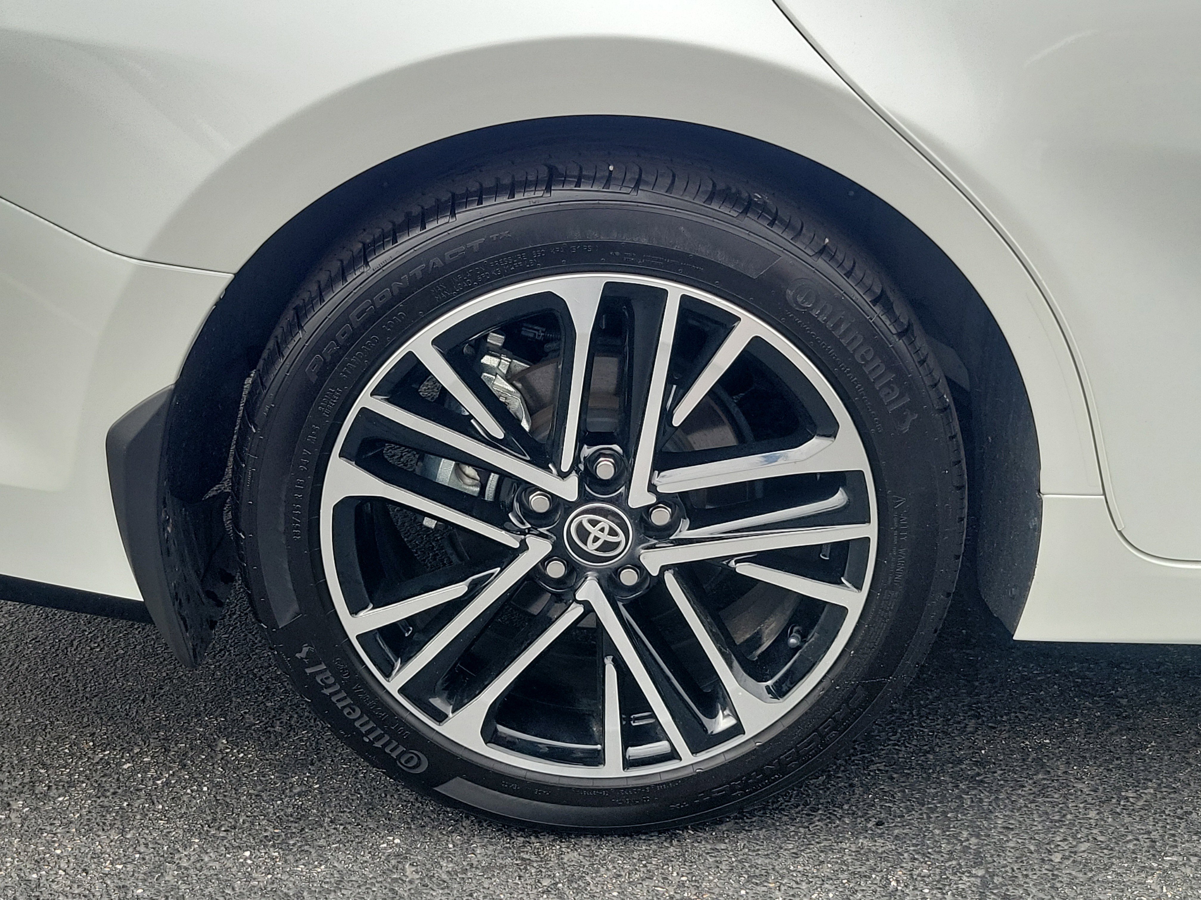 Certified 2025 Toyota Camry XLE w/ Premium Plus Package image 6