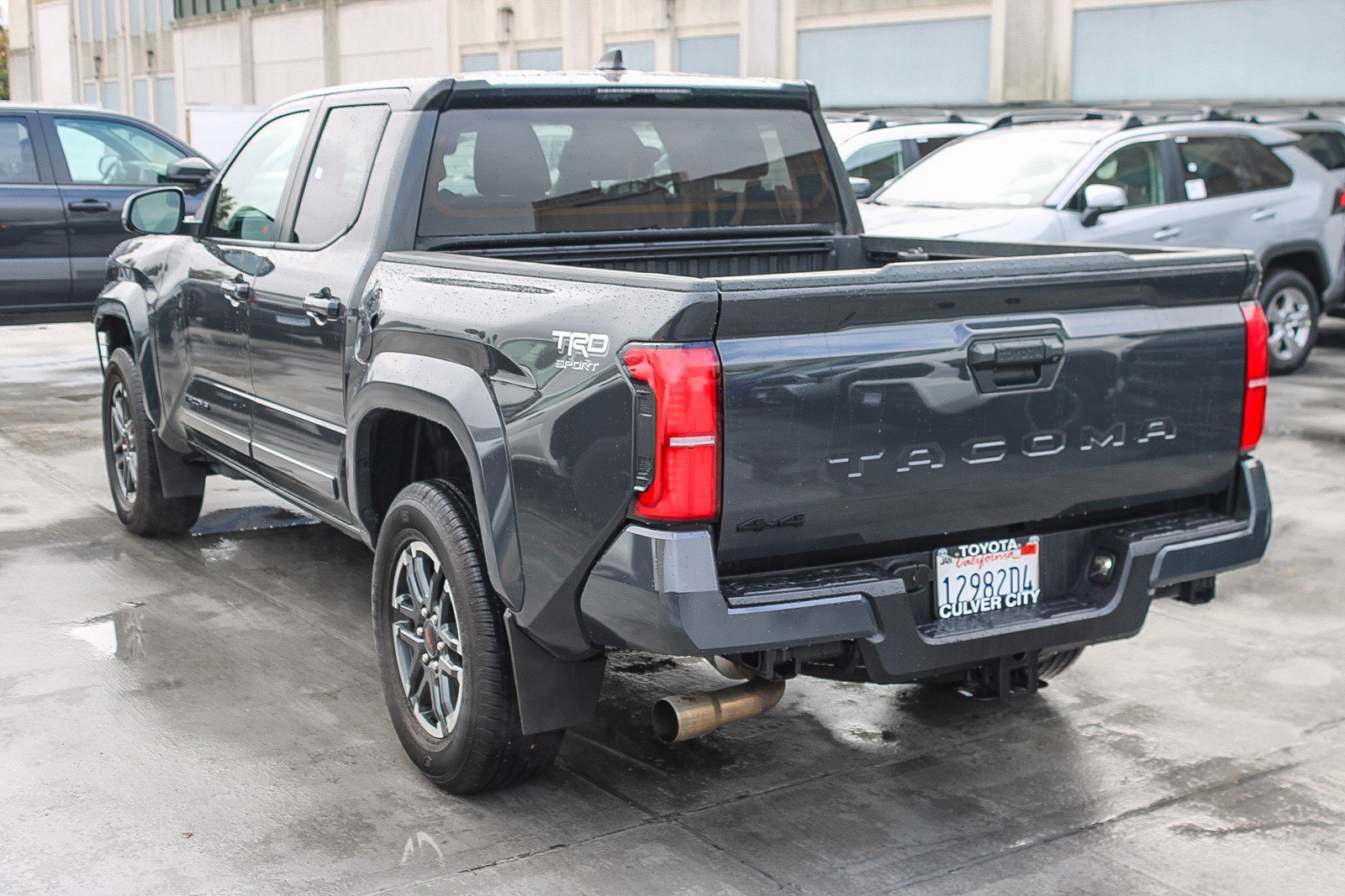 Used 2024 Toyota Tacoma TRD Sport image 7
