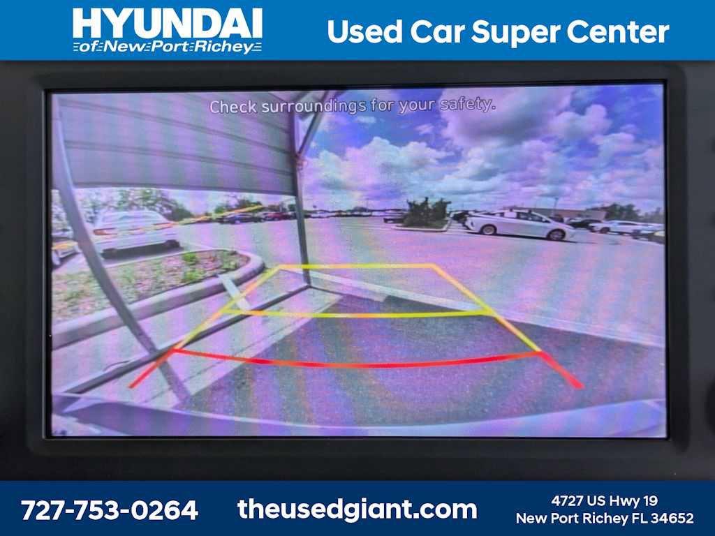 Certified 2023 Hyundai Elantra SEL image 18