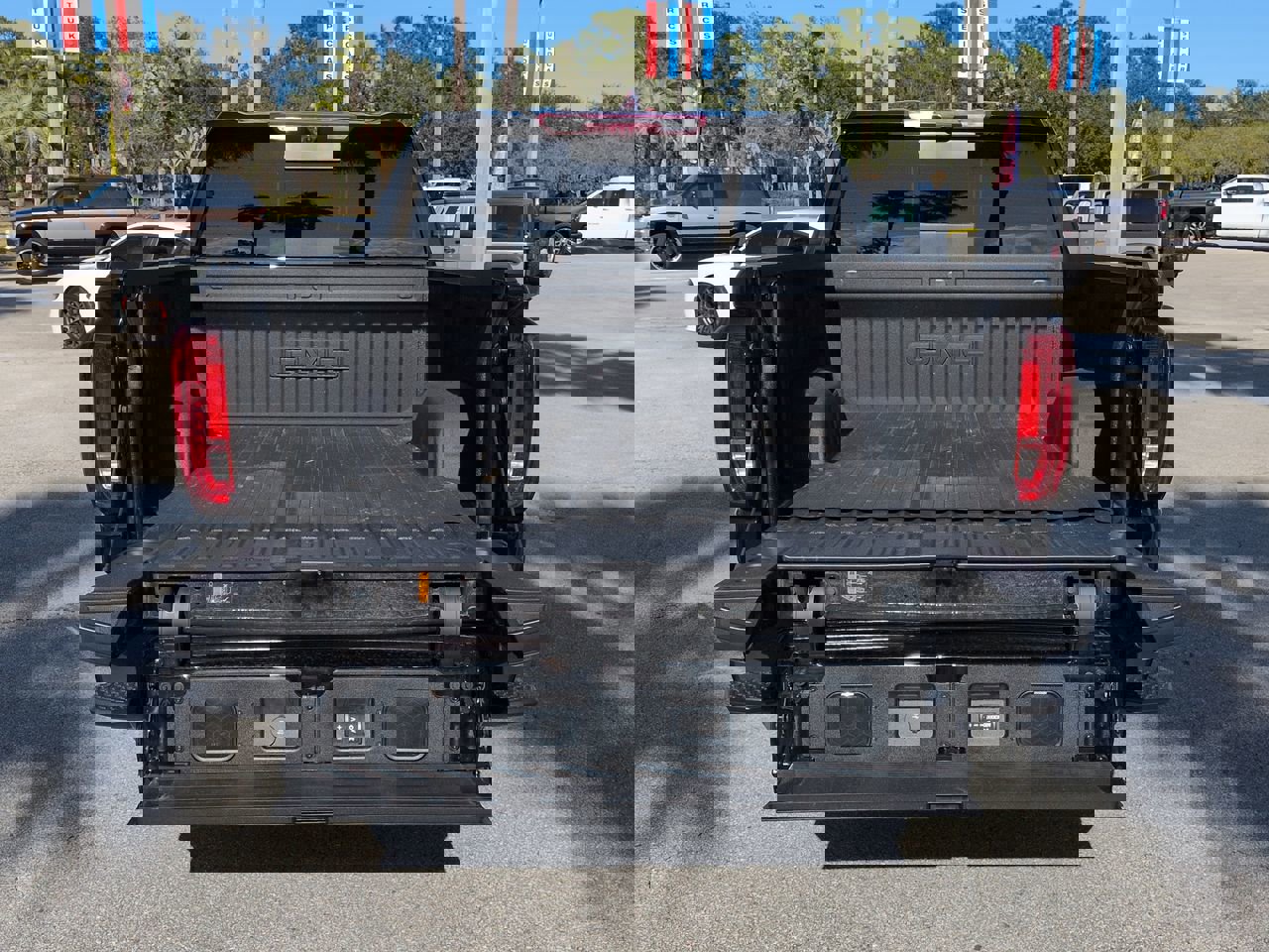 Used 2025 GMC Sierra 1500 Denali Ultimate image 12