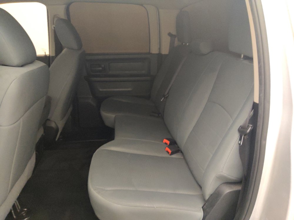 Used 2017 RAM 1500 Express AWD/4WD image 18