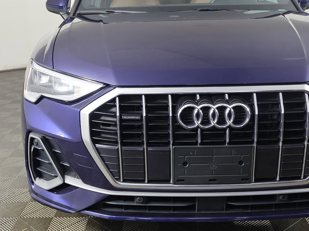 Used 2022 Audi Q3 2.0T Premium w/ Convenience Package image 11