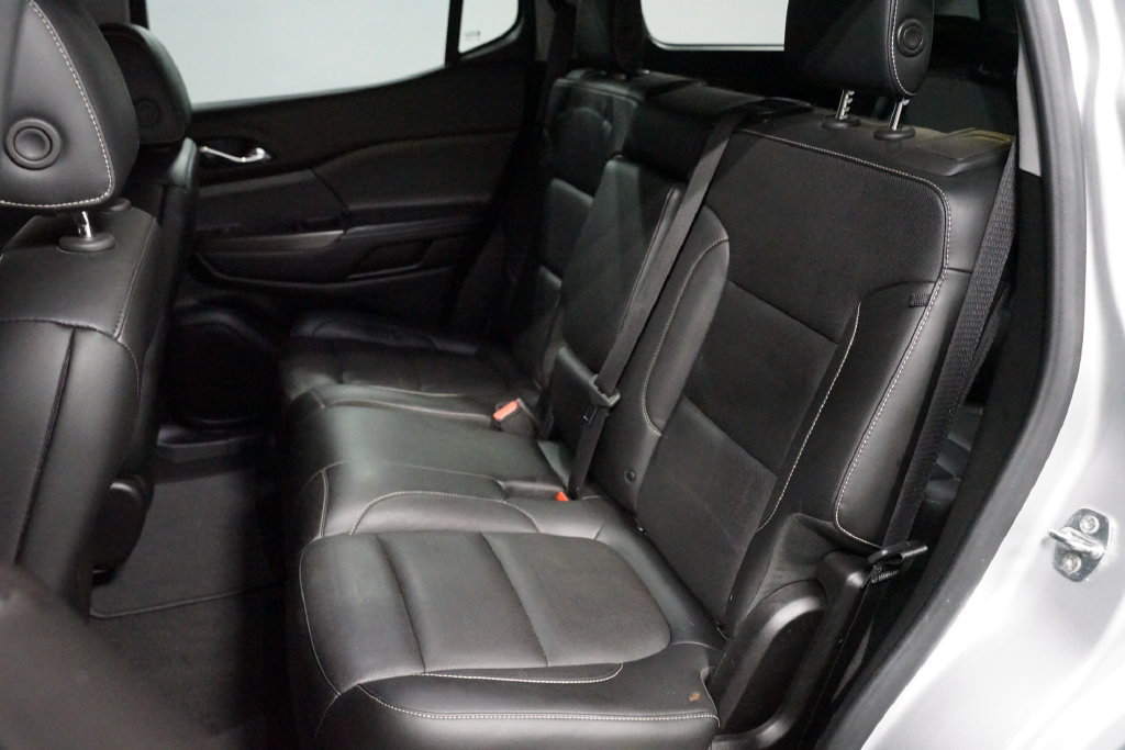 Used 2019 GMC Acadia SLT w/ LPO, Cargo Package FWD image 28