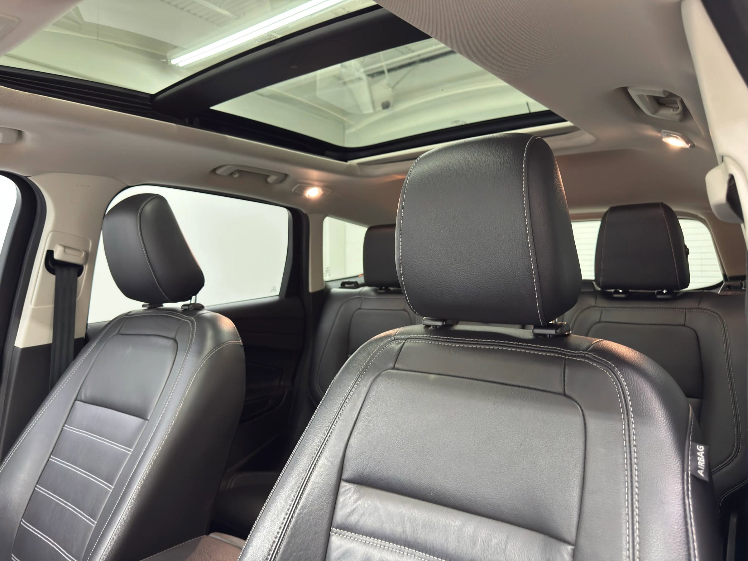 Used 2018 Ford Escape Titanium image 19