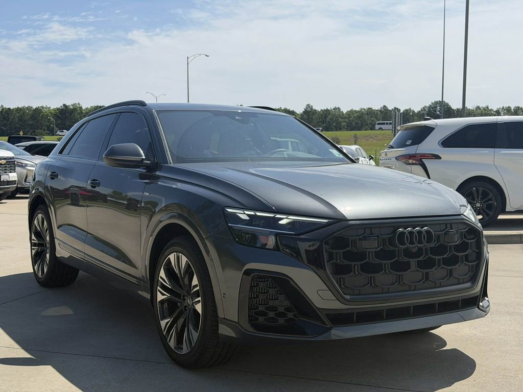 Used 2026 Audi Q8 Premium Plus AWD/4WD image 2