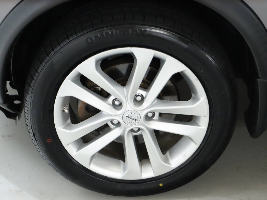 Used 2015 Nissan Juke S AWD/4WD image 40