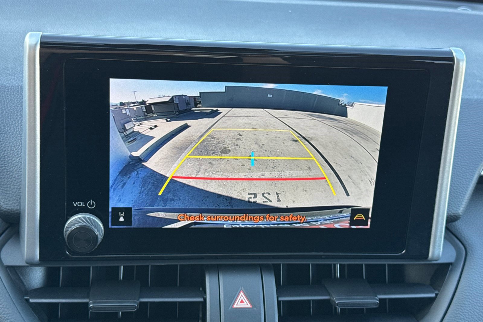 Used 2025 Toyota RAV4 XLE w/ Convenience Package image 18