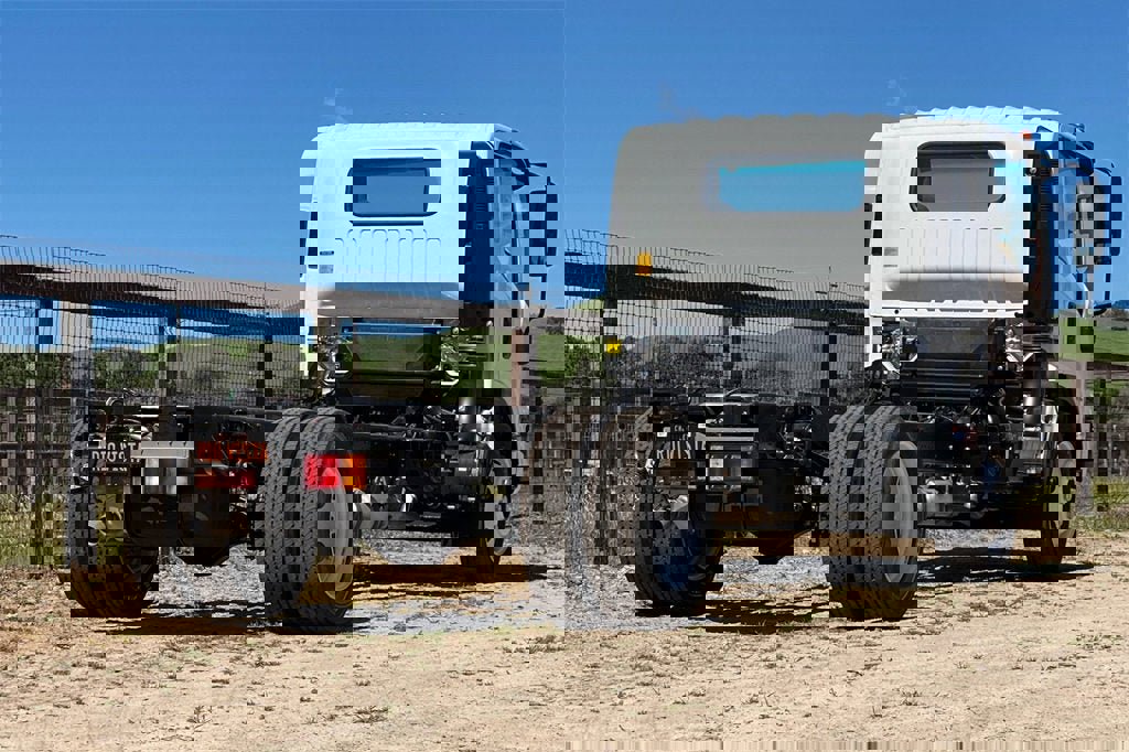 New 2025 Chevrolet Low Cab Forward 5500XG image 4