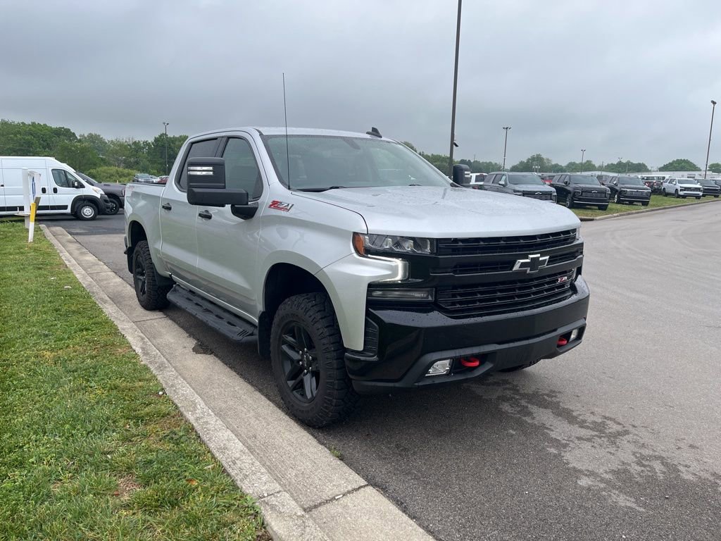Used 2021 Chevrolet Silverado 1500 LT Trail Boss w/ Bed Protection Package AWD/4WD image 2