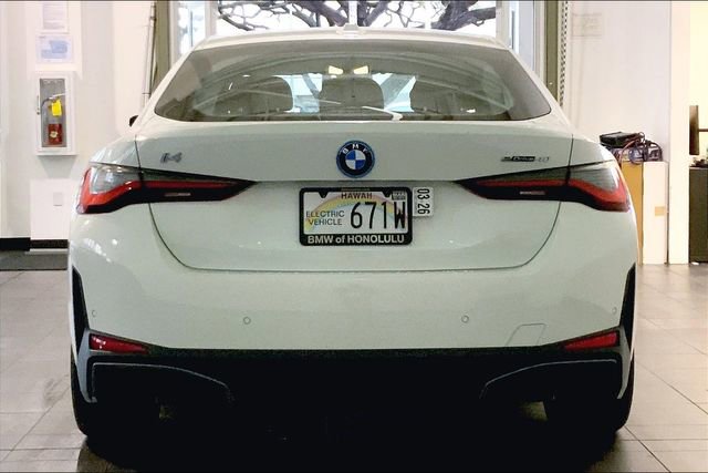 Used 2023 BMW i4 eDrive40 image 4