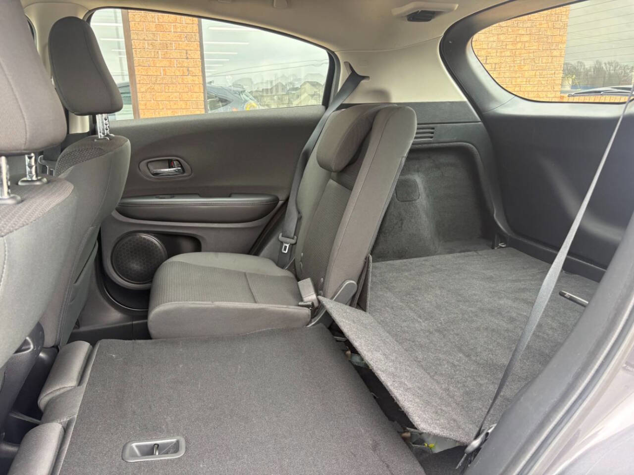 Used 2020 Honda HR-V LX image 26