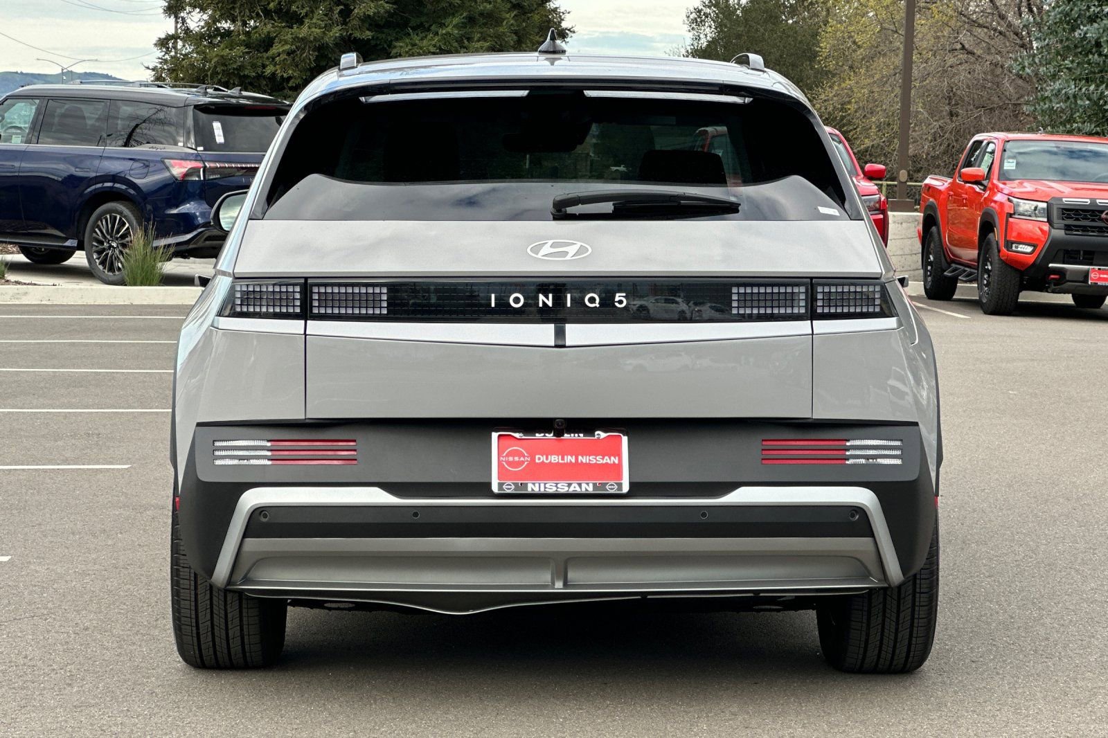 Used 2025 Hyundai Ioniq 5 SEL image 5