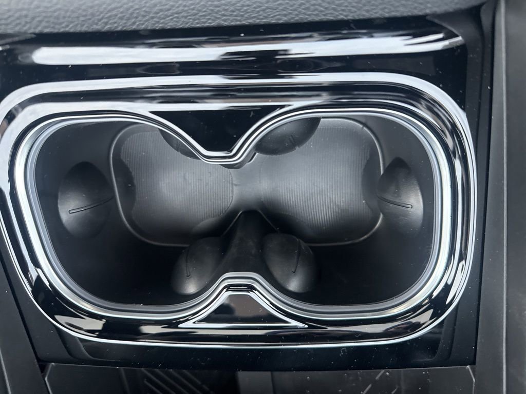 New 2026 Chrysler Pacifica Limited w/ S Appearance Package image 25