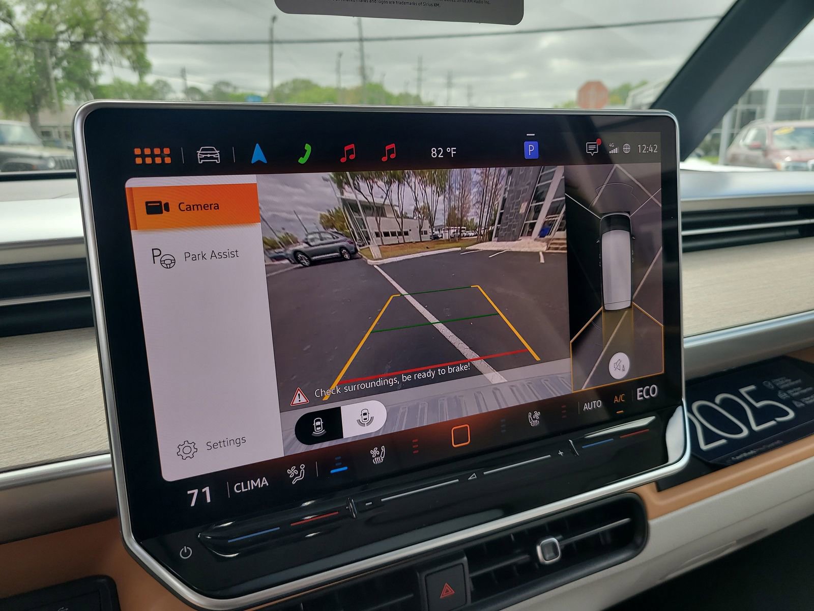 Certified 2025 Volkswagen ID. Buzz 1st Edition image 23