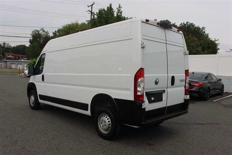 Used 2024 RAM ProMaster 2500 w/ Safety Group image 6