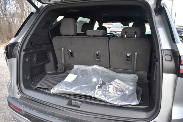 New 2026 Chevrolet Traverse LT w/ Driver Confidence Package image 18