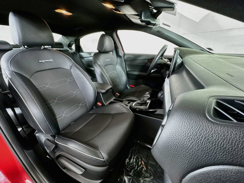 Used 2024 Kia Forte GT-Line FWD image 26