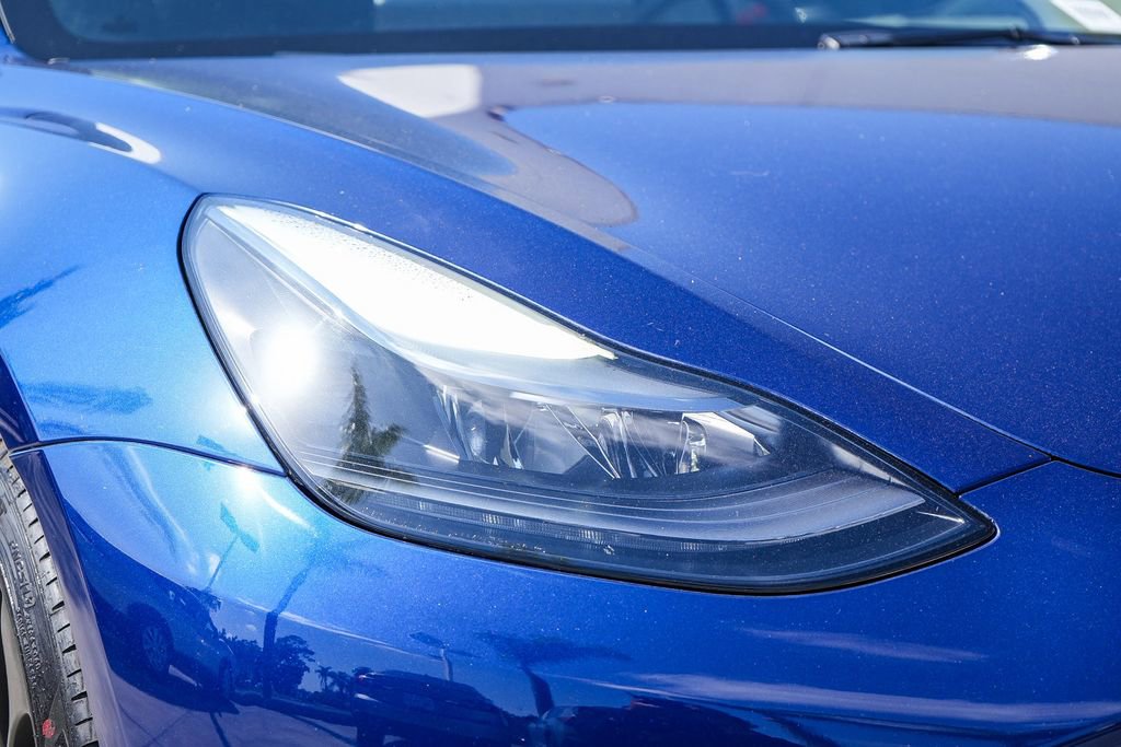 Used 2023 Tesla Model 3 Performance image 5