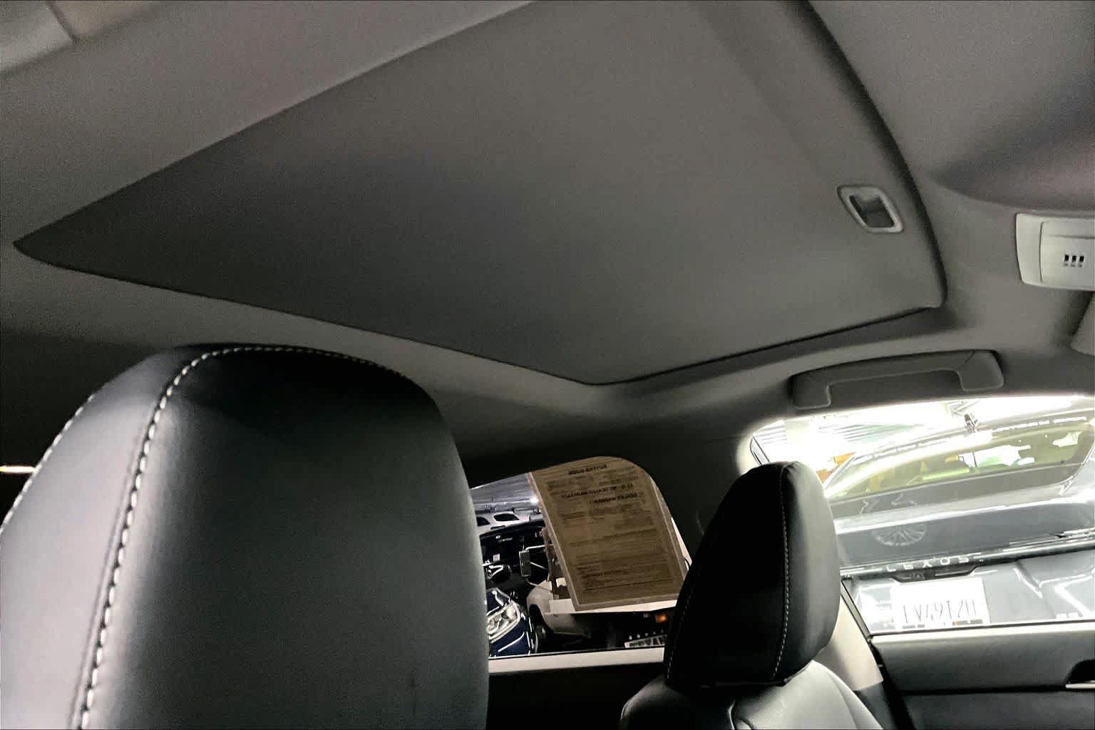 Used 2017 Lexus ES 350 w/ Accessory Package 2 FWD image 13