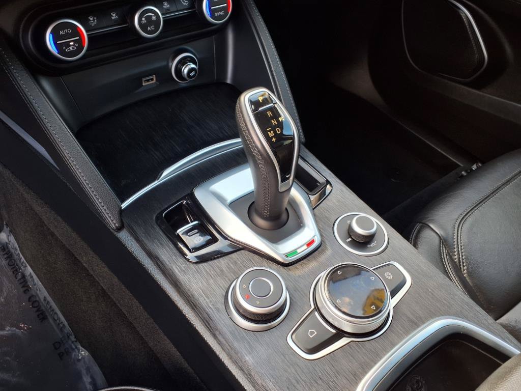 Used 2021 Alfa Romeo Stelvio Sprint AWD/4WD image 20