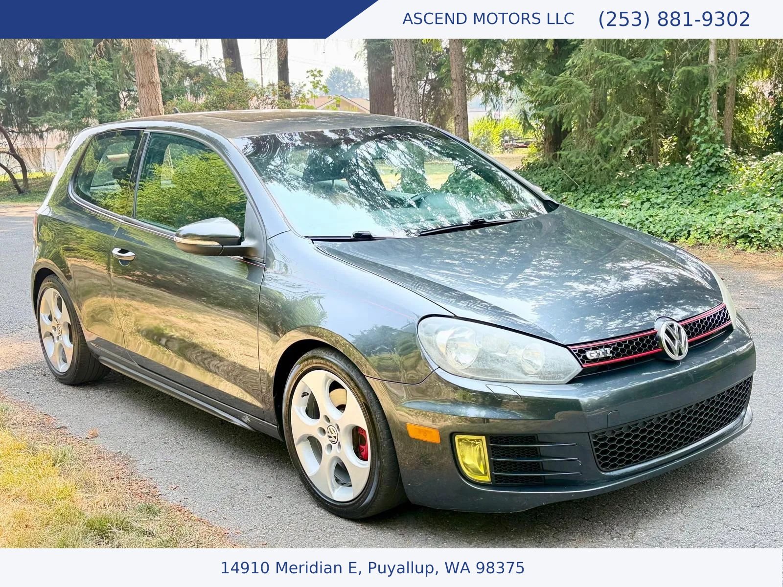 Used 2010 Volkswagen GTI 2-Door FWD image 7