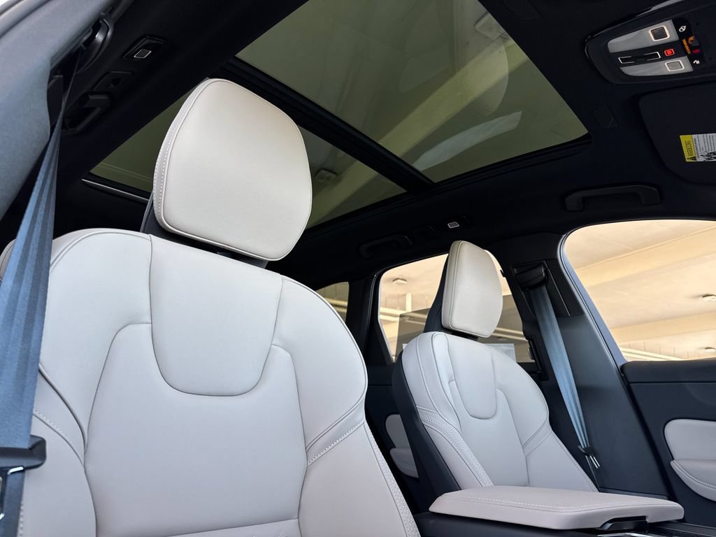 New 2026 Volvo XC60 T8 Plus w/ Protection Package Premier AWD/4WD image 16