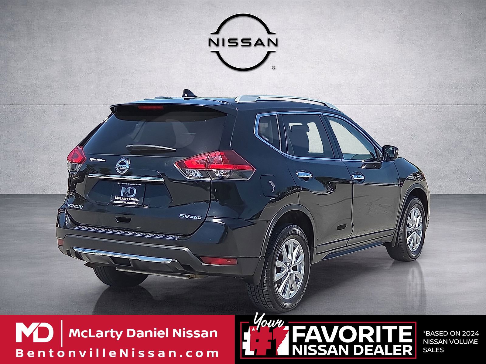 Used 2018 Nissan Rogue SV AWD/4WD image 5
