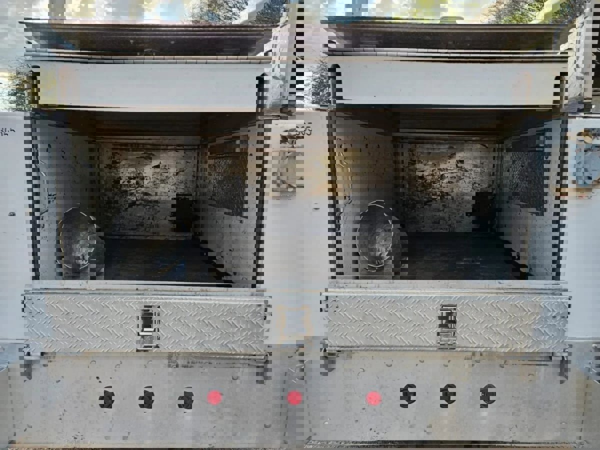 Used 2014 Chevrolet Silverado 3500 W/T image 35