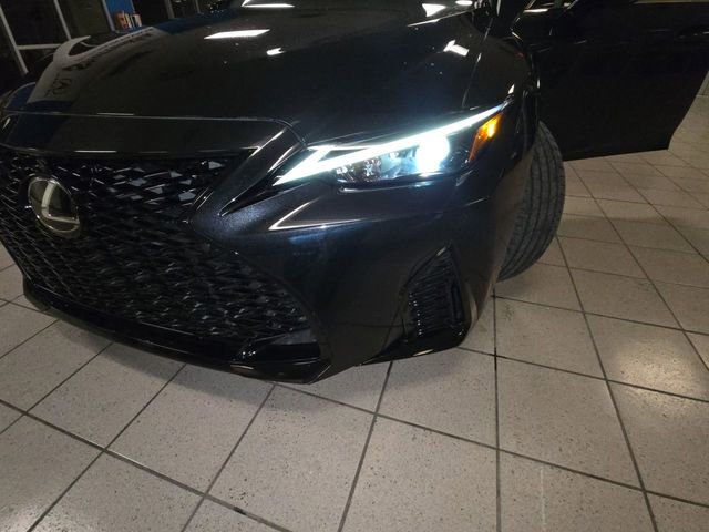 Used 2023 Lexus IS 350 F Sport w/ Navigation Package image 26