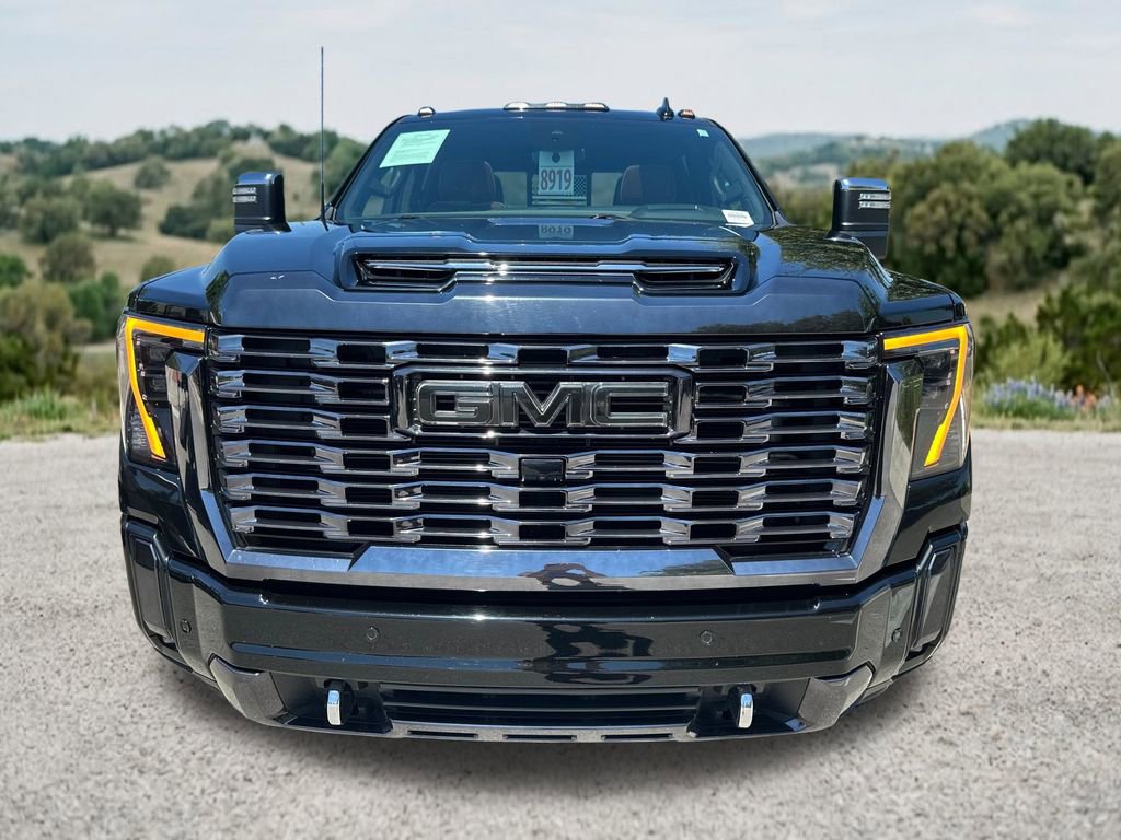 Used 2024 GMC Sierra 2500 Denali Ultimate AWD/4WD image 2