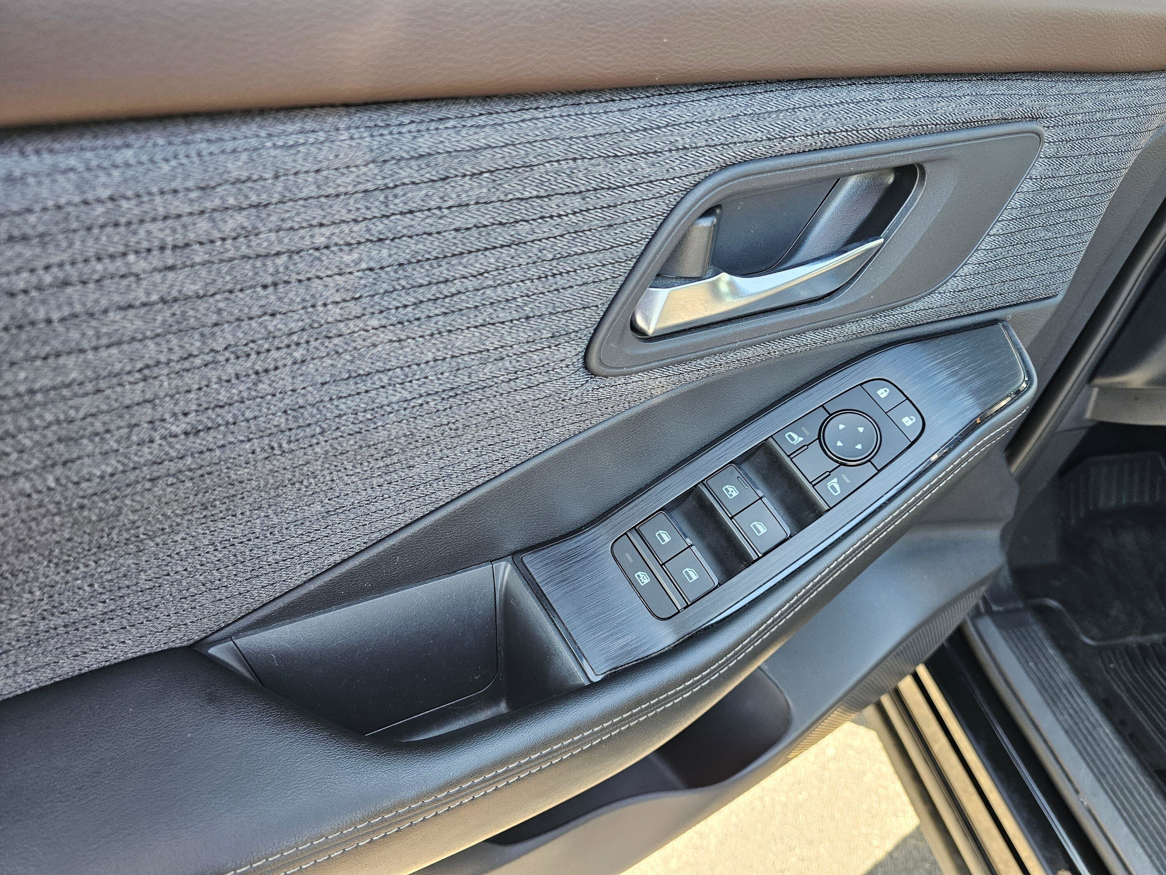Used 2021 Nissan Rogue SV AWD/4WD image 20