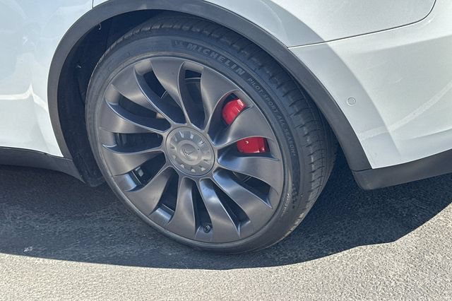 Used 2020 Tesla Model Y Performance AWD/4WD image 4