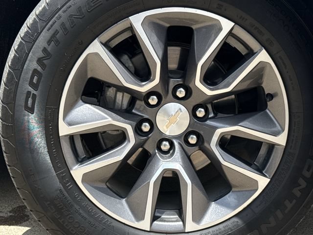 Used 2021 Chevrolet Tahoe LS w/ Driver Alert Package RWD image 9