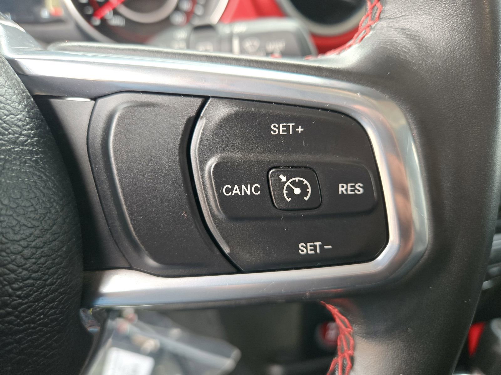 Used 2022 Jeep Wrangler Unlimited Rubicon w/ Cold Weather Group image 14